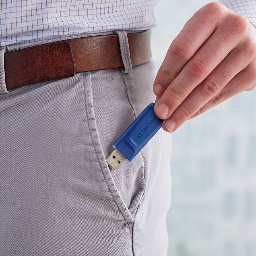 VERBATIM 16GB USB Flash Drive - Blue