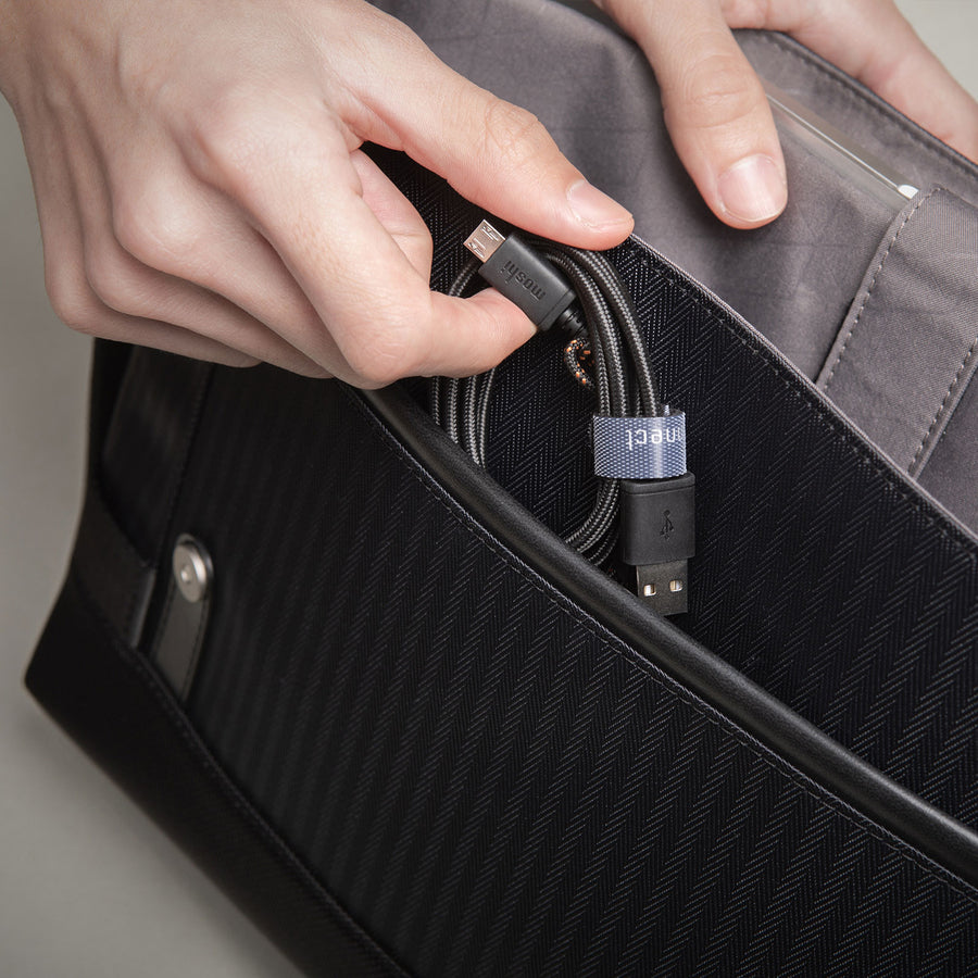 Moshi 3-in-1 Universal Charging Cable