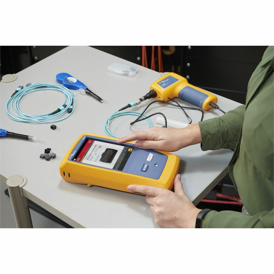 Fluke Networks FiberInspector Pro FI2-7300 Cable Analyzer