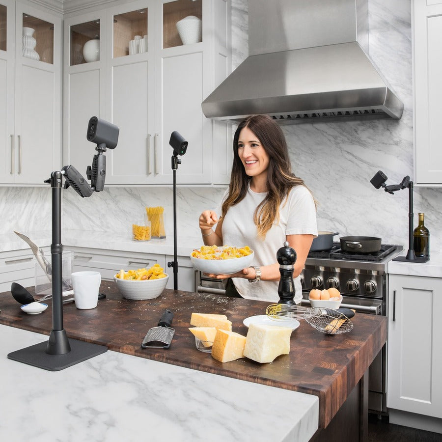 Logitech Mevo Start Webcam - 12 Megapixel - Black - USB Type C - 1 Pack(s)