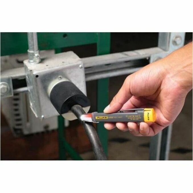 Fluke LVD2 Non-Contact Voltage Tester