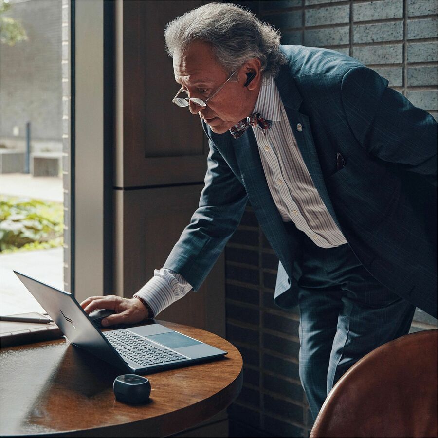 Poly Voyager Free 60+ UC Earset