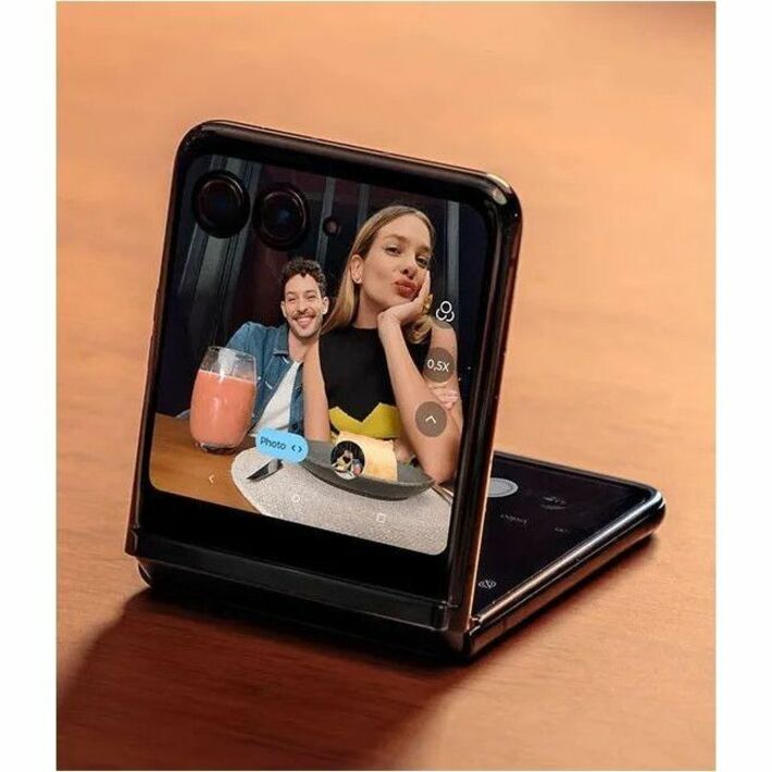 Lenovo Motorola Mobility razr+ 256 GB Smartphone - 6.9" Flexible Folding Screen P-OLED Full HD Plus 2640 x 1080 - Cortex X2Single-core (1 Core) 3.19