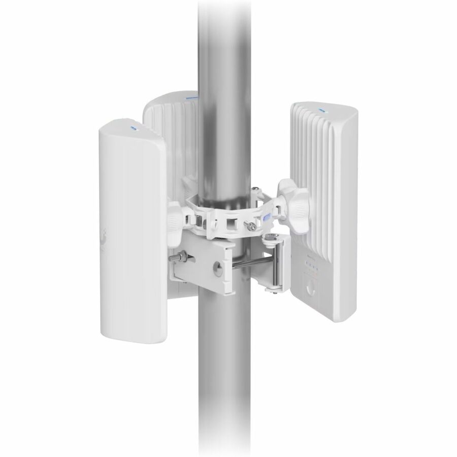 Ubiquiti Corrosion-resistant pole mount that supports up to four Wave AP Micros for full 360 broadcasting., Wireless