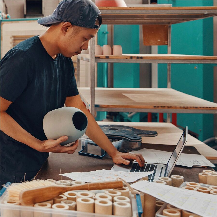 HP EliteBook 655 G10 15.6" Notebook - AMD Ryzen 5 7530U - 16 GB - 512 GB SSD