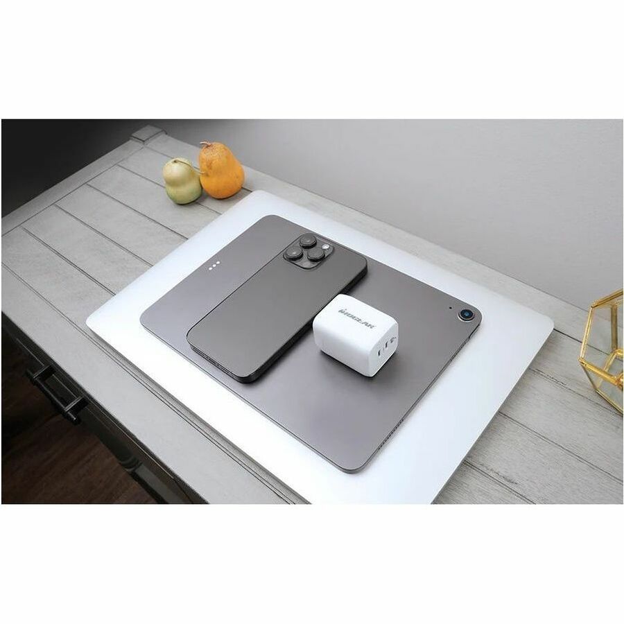 IOGEAR GearPower Dual USB-C 65W GaN Charger