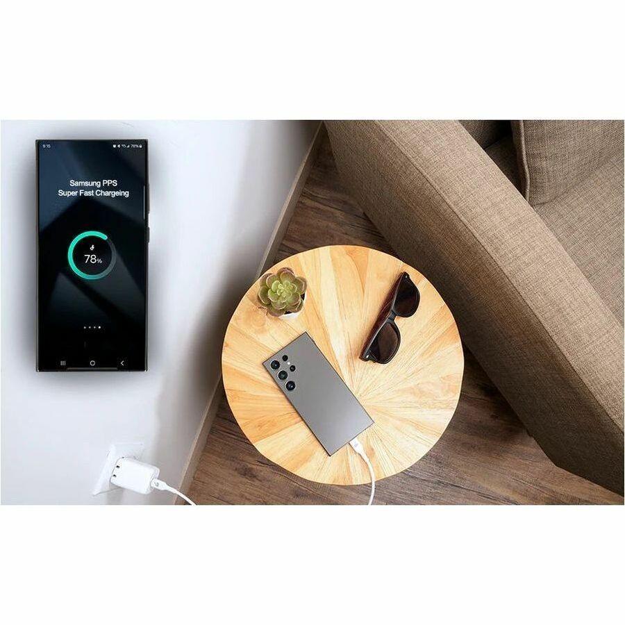 IOGEAR GearPower Dual USB-C 65W GaN Charger