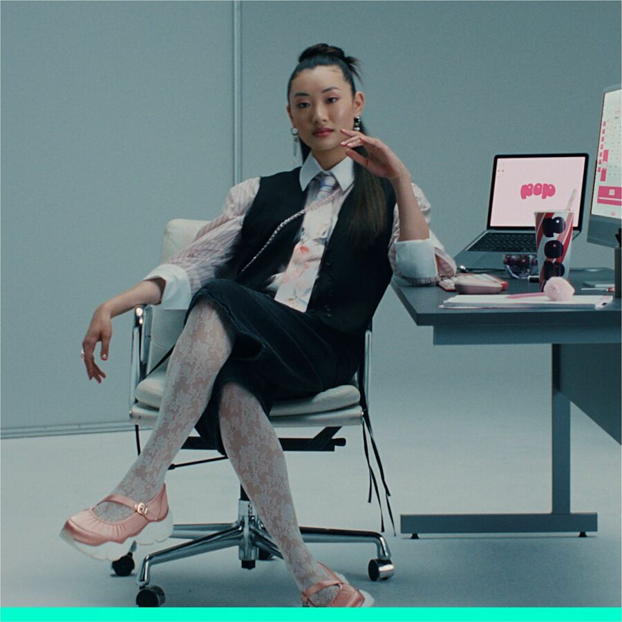 Logitech POP ICON COMBO, Bluetooth Keyboard and Mouse Combo, Comfortable Typing, Programmable Keys and Buttons, Quiet Clicks (Off-white & Orange)