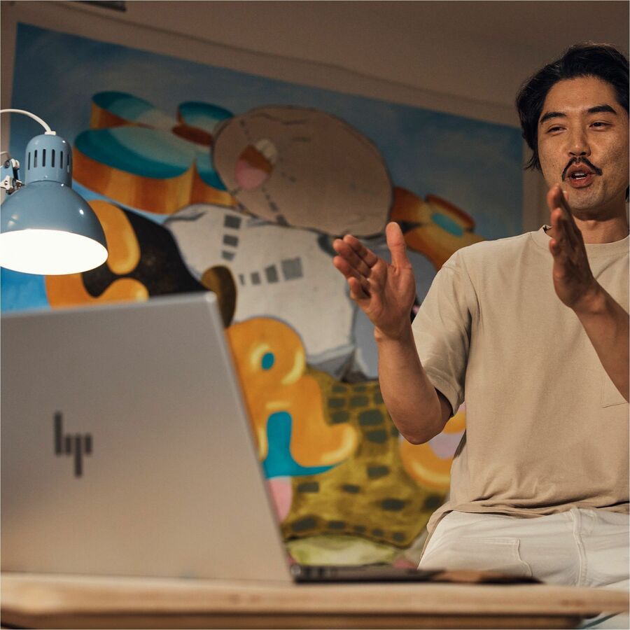 HP Envy 17-cw1000 17-cw1097nr 17.3" Notebook - 4K UHD - Intel Core Ultra 7 155U - 32 GB - 1 TB SSD - Mineral Silver Aluminum