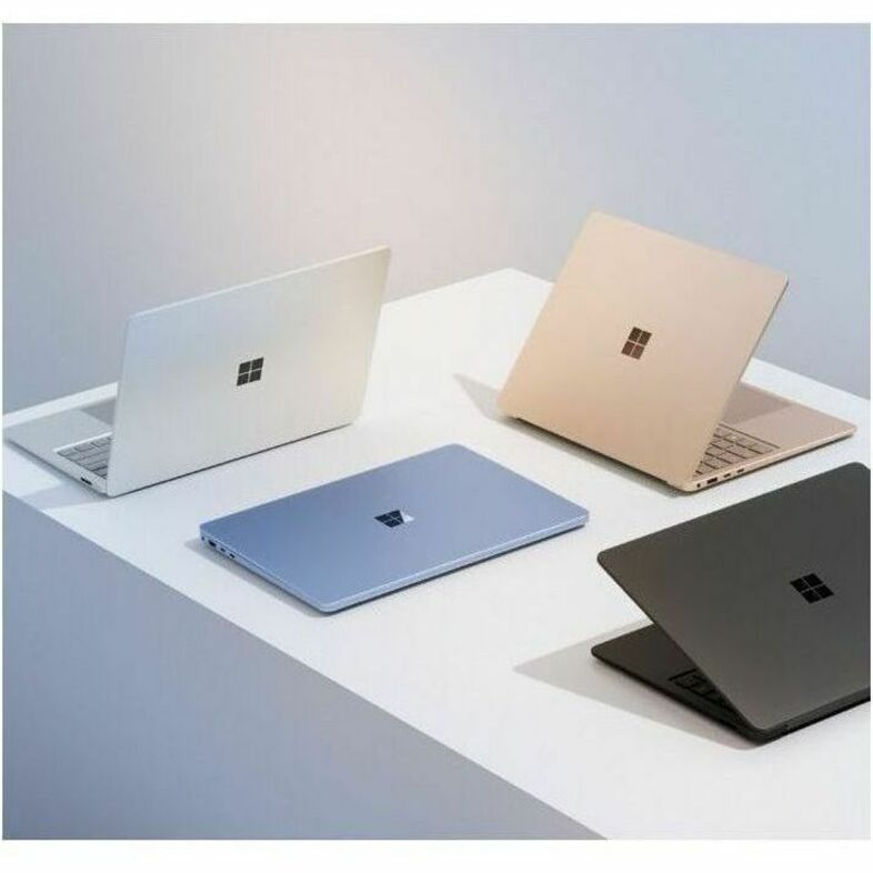 Microsoft Lp7 15 Intel CU7/32/512 CM SC English Win11 Black United States 1 License