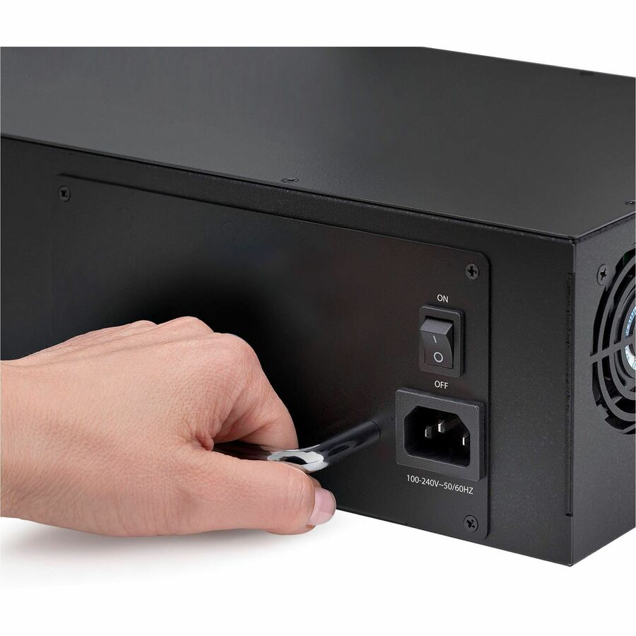 StarTech.com Redundant Power Supply Unit for MCM15-MEDIA-CHASSIS, 130W AC, 100-240V Input, Tool-Free, Hot-Swappable, Fanless Cooling, TAA
