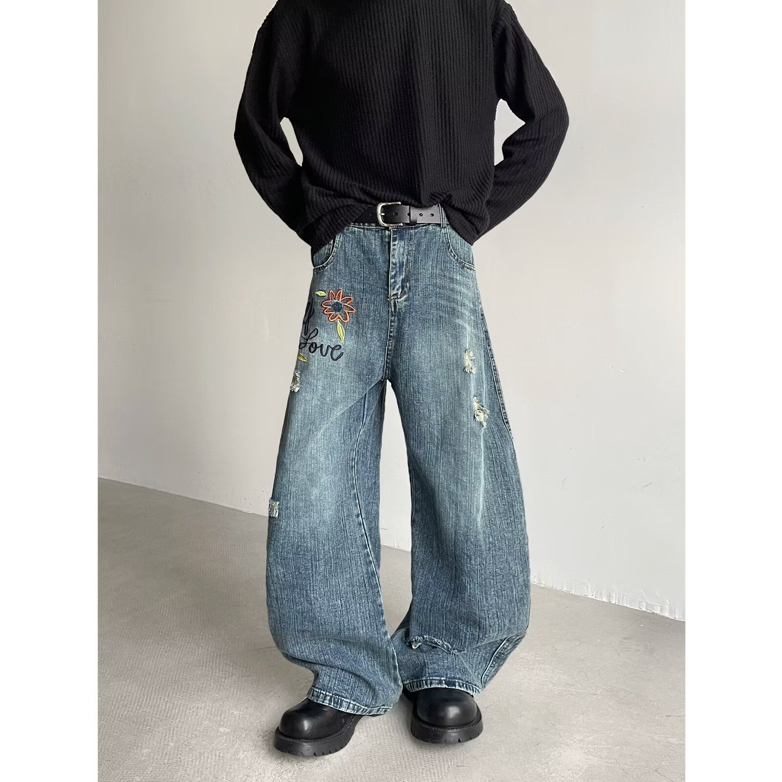 Flower Embroidery Curved Knife Denim Ripped Straight Tube Casual Pants