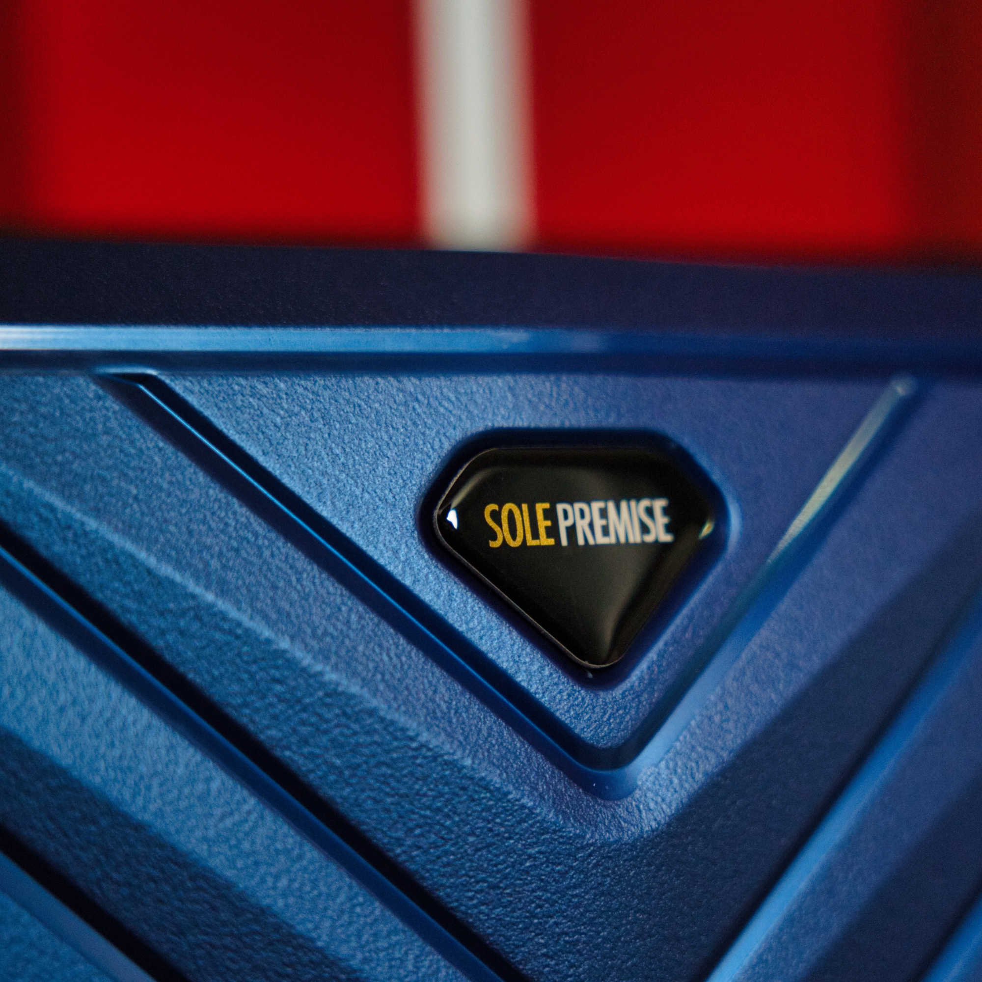 20-inch Blue Carry-On Hardcase Roller Luggage