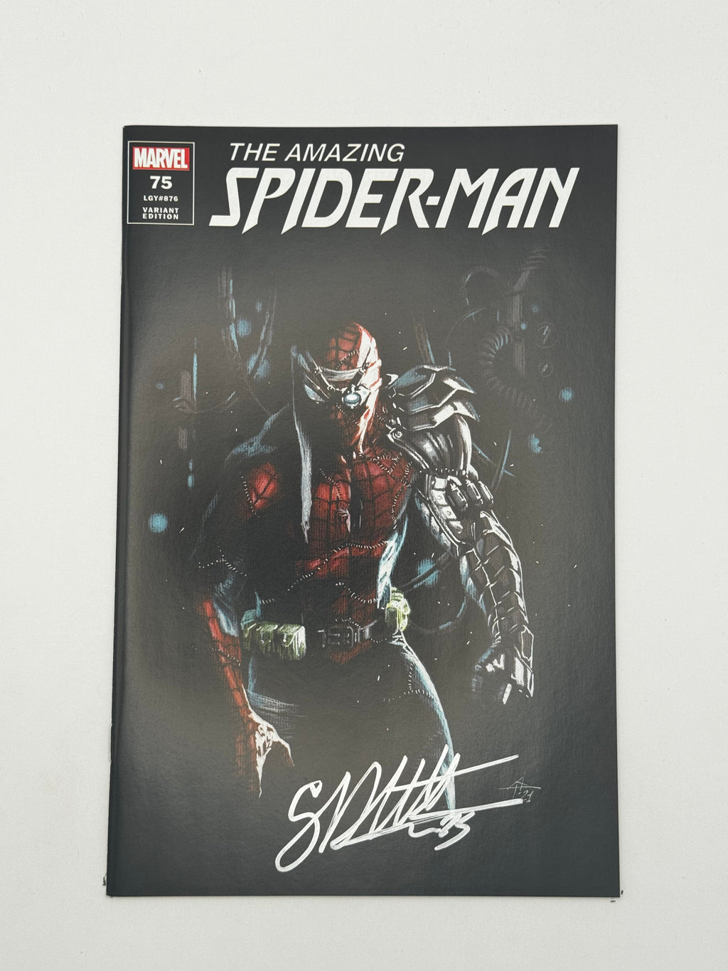 [Signed by Gabriele Dell'Otto] Amazing Spider-Man #75 Unknown Comics Gabriele Dell_Otto Exclusive Var [INST]