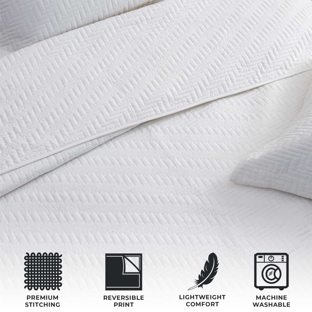 3-Piece Herringbone Stitched Quilt - Louise Collection