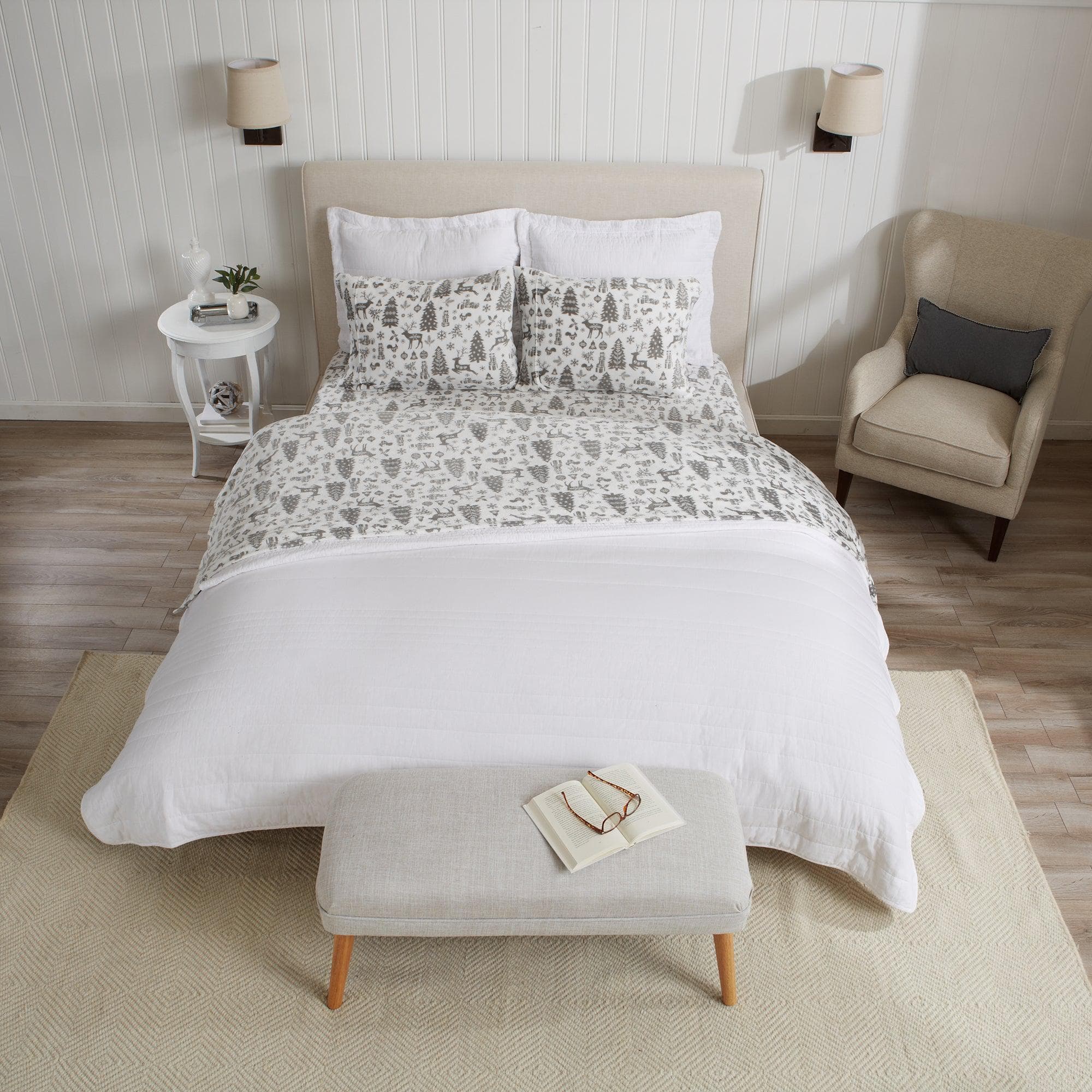 4-Piece Printed Plush Sheet - Velvet Luxe Collection